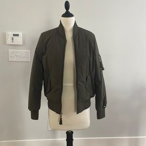 Tommy Hilfiger bomber jacket, size S/P, army green